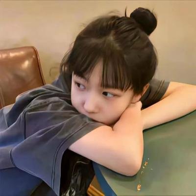 玫瑰陷入火焰里